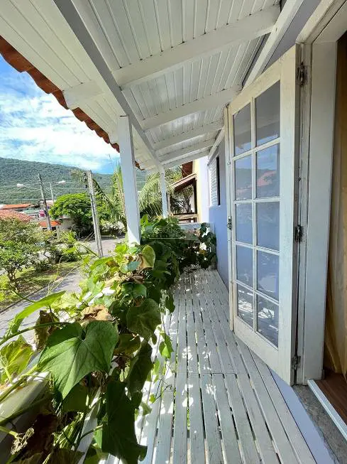Foto 1 de Casa com 3 Quartos à venda, 153m² em Vargem do Bom Jesus, Florianópolis