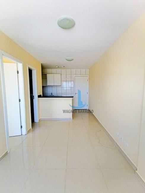 Foto 2 de Apartamento com 1 Quarto para alugar, 32m² em Novo Mundo, Curitiba