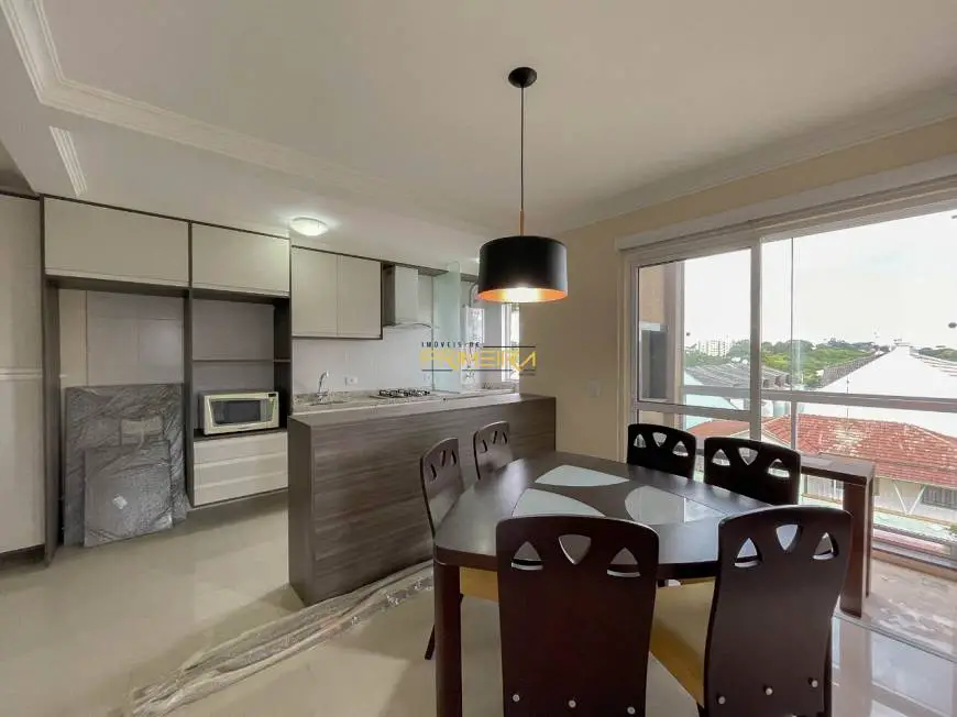 Foto 4 de Apartamento com 2 Quartos à venda, 62m² em Uberaba, Curitiba