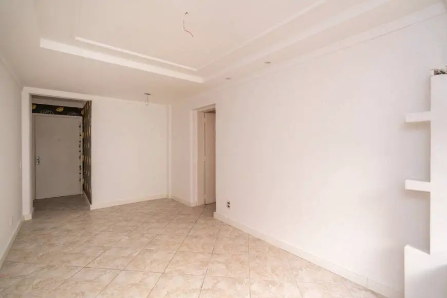 Foto 4 de Apartamento com 2 Quartos à venda, 83m² em Vila Assunção, Porto Alegre