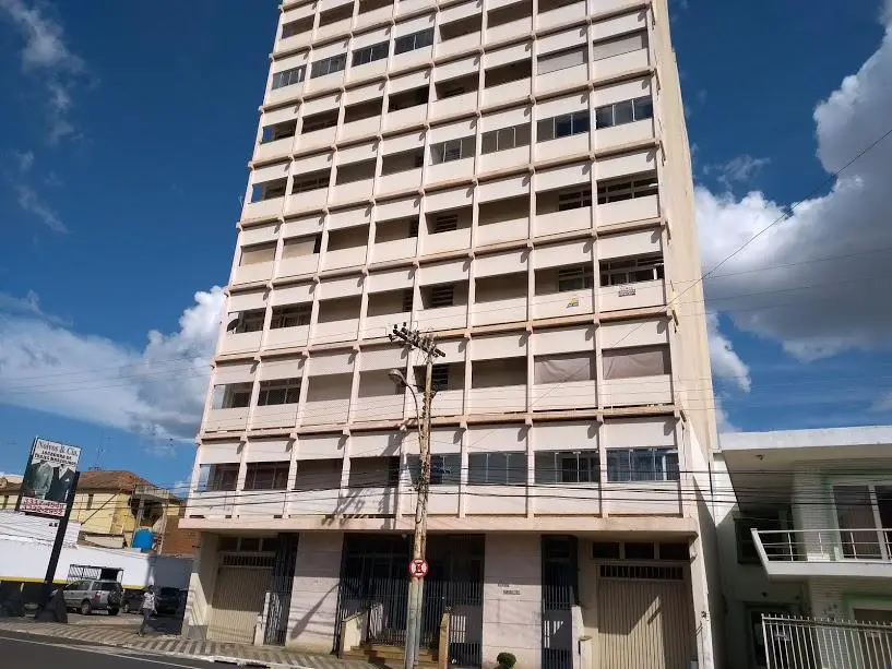 Foto 1 de Apartamento com 3 Quartos à venda, 250m² em Centro, Uberaba