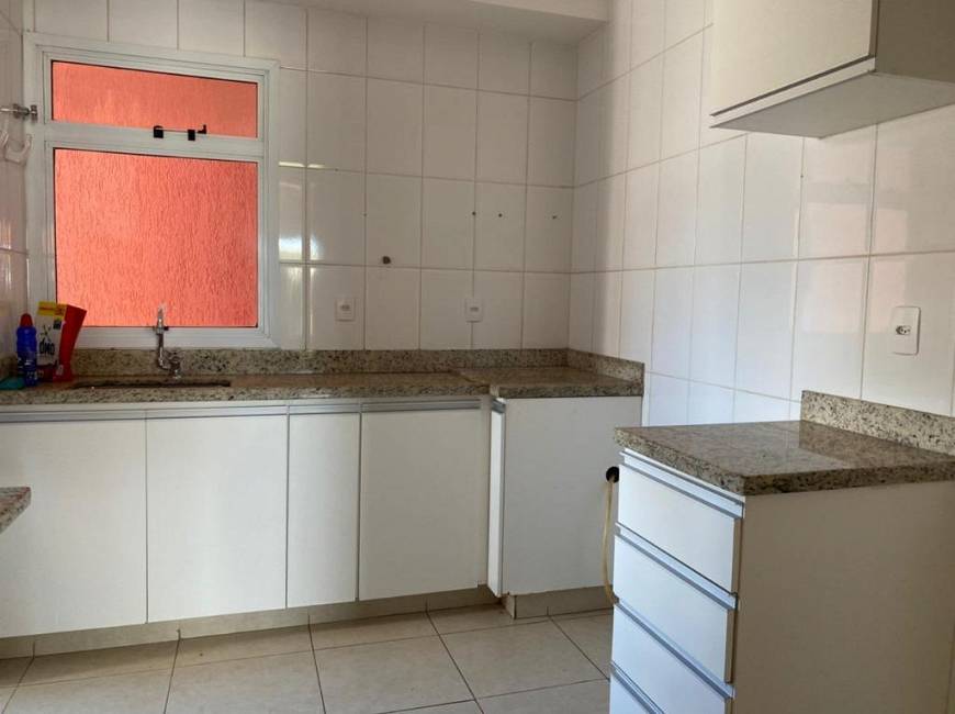 Foto 2 de Apartamento com 3 Quartos à venda, 89m² em Centro, Uberaba