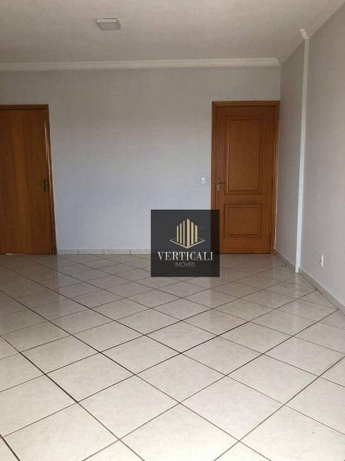 Foto 4 de Apartamento com 3 Quartos para alugar, 111m² em Goiabeiras, Cuiabá