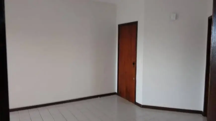 Foto 5 de Apartamento com 3 Quartos para alugar, 90m² em Santa Maria, Uberaba