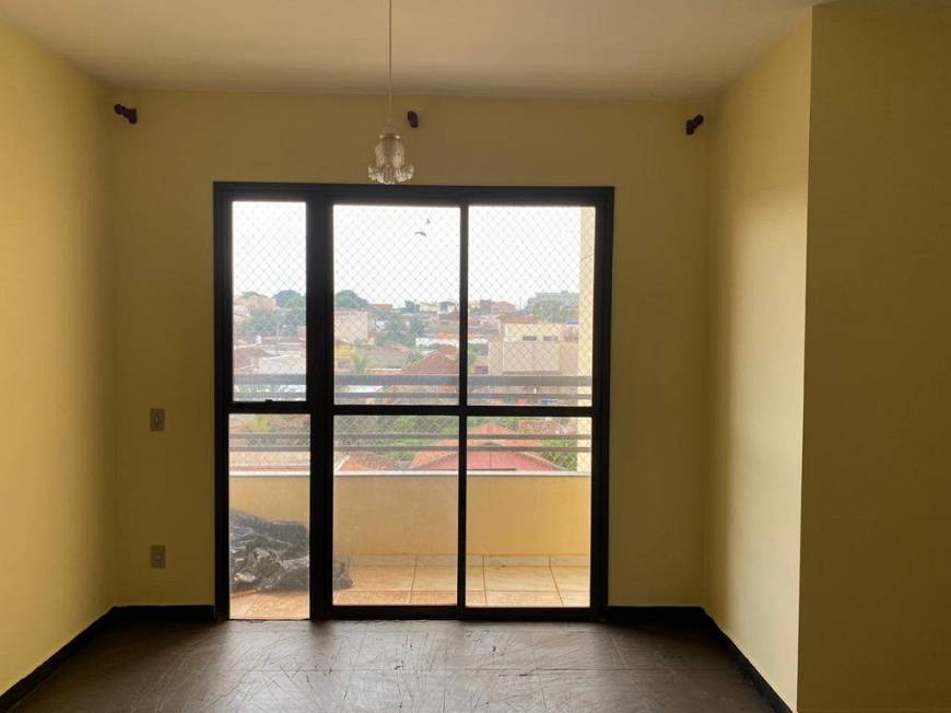 Foto 1 de Apartamento com 3 Quartos à venda, 81m² em São Benedito, Uberaba