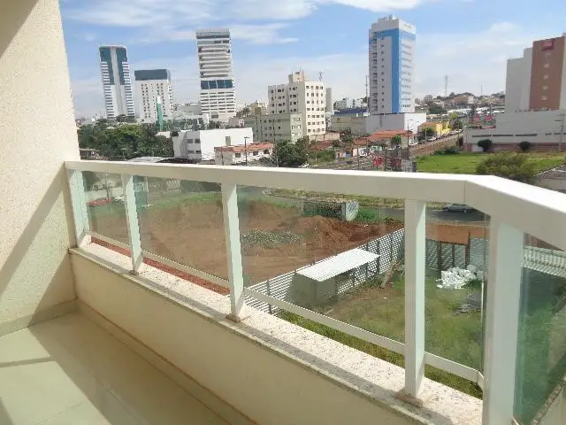 Foto 4 de Apartamento com 3 Quartos para alugar, 144m² em Saraiva, Uberlândia