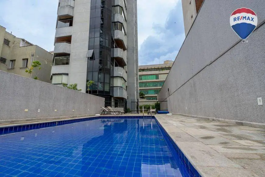Foto 2 de Apartamento com 4 Quartos à venda, 187m² em Vila Mariana, São Paulo