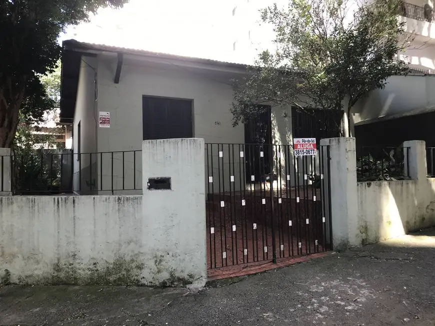 Foto 1 de Casa com 2 Quartos para alugar, 120m² em Vila Beatriz, São Paulo