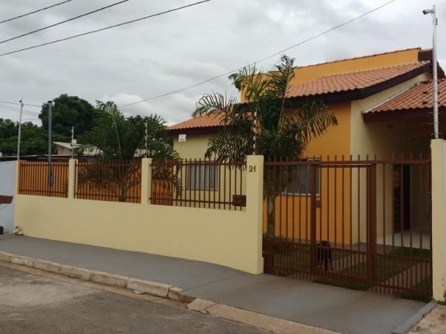 Foto 3 de Casa com 3 Quartos à venda, 236m² em Jardim Comodoro, Cuiabá