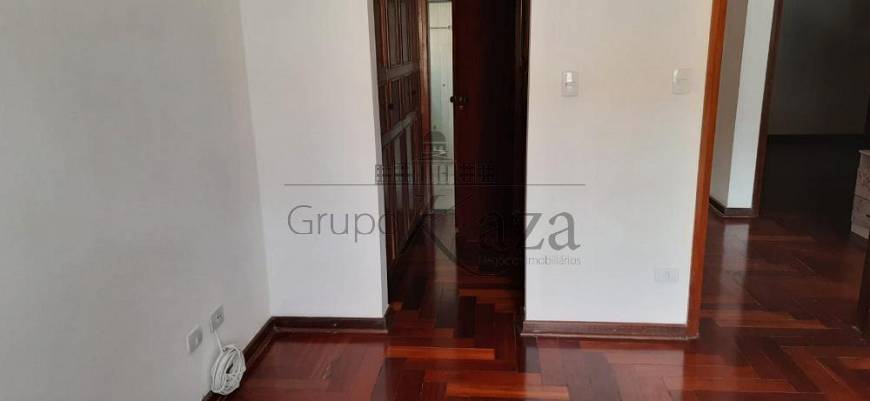 Foto 5 de Casa de Condomínio com 3 Quartos à venda, 212m² em Jardim America, Jacareí