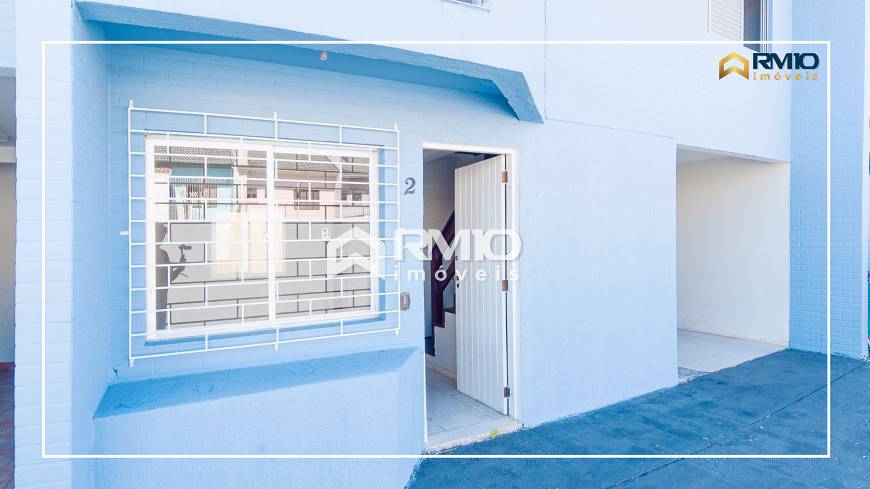 Foto 2 de Sobrado com 3 Quartos à venda, 90m² em Capão da Imbuia, Curitiba