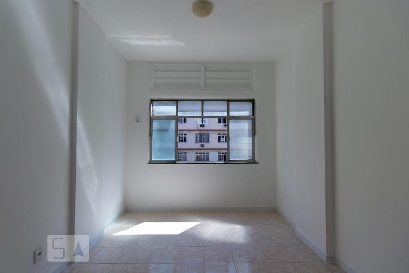 Foto 4 de Apartamento com 1 Quarto para alugar, 28m² em Botafogo, Rio de Janeiro