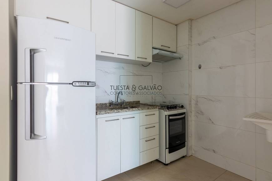 Foto 4 de Apartamento com 1 Quarto à venda, 42m² em Centro, Curitiba