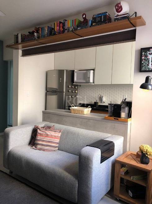 Foto 2 de Apartamento com 1 Quarto à venda, 37m² em Passo da Areia, Porto Alegre