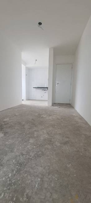 Foto 5 de Apartamento com 2 Quartos à venda, 52m² em Vila Scarpelli, Santo André
