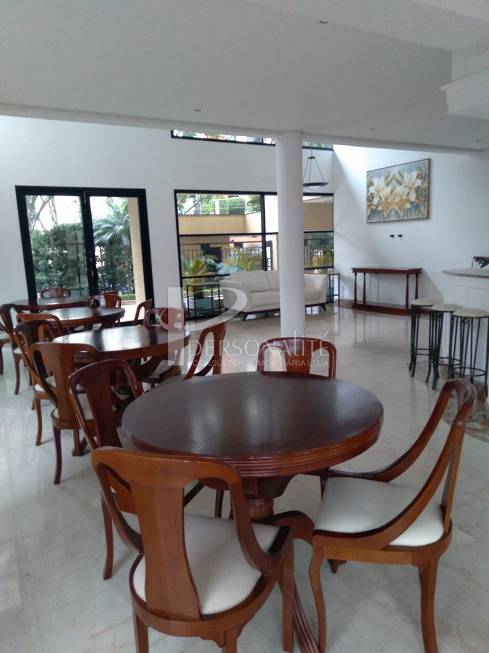 Foto 1 de Apartamento com 3 Quartos para alugar, 220m² em Vila Gomes Cardim, São Paulo