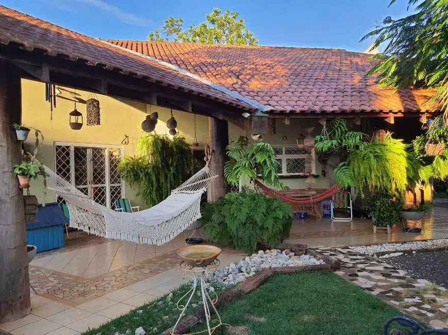 Foto 1 de Casa com 1 Quarto à venda, 279m² em Jardim Veraneio, Campo Grande