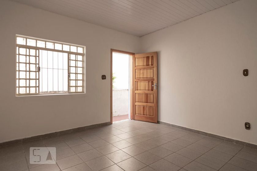 Foto 2 de Casa com 2 Quartos para alugar, 100m² em Ipiranga, São Paulo