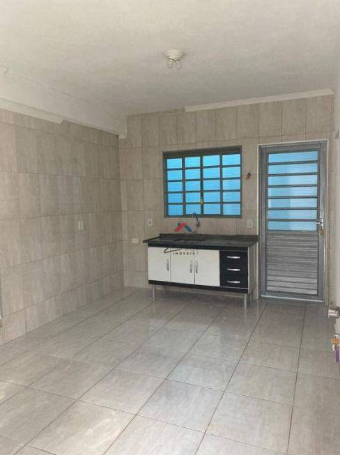 Foto 5 de Casa com 2 Quartos para alugar, 60m² em Jardim Vista Alegre, Campo Limpo Paulista
