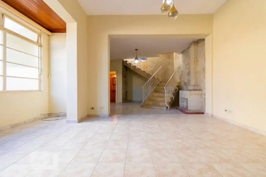 Foto 1 de Casa com 3 Quartos para alugar, 170m² em Ipiranga, São Paulo