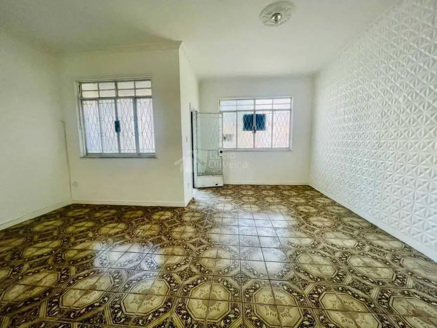 Foto 3 de Casa com 3 Quartos para alugar, 240m² em Vila da Penha, Rio de Janeiro