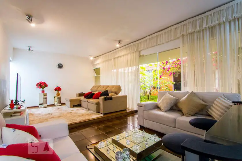 Foto 1 de Casa com 4 Quartos para alugar, 320m² em Jardim Bela Vista, Santo André