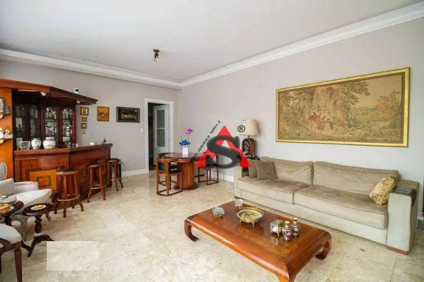 Foto 2 de Casa com 6 Quartos para alugar, 650m² em Vila Mariana, São Paulo