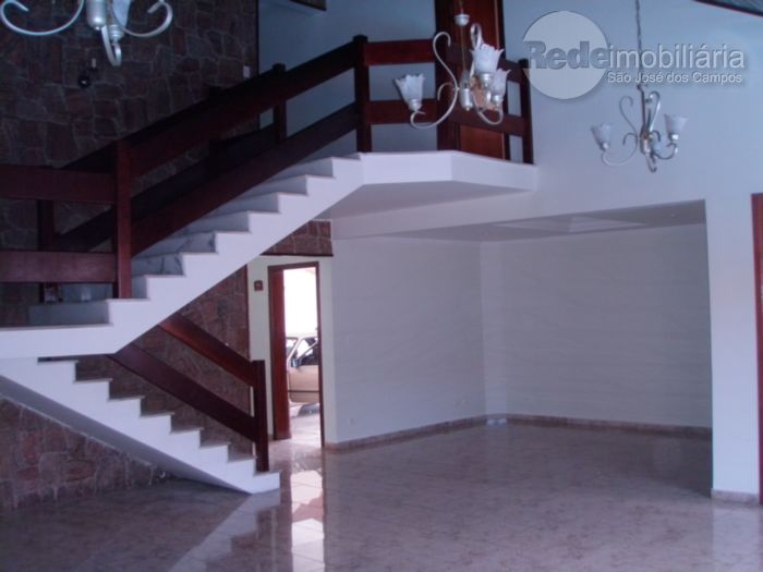 Foto 1 de Casa de Condomínio com 5 Quartos para alugar, 450m² em Conjunto Residencial Esplanada do Sol, São José dos Campos