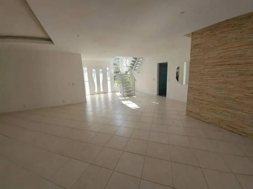 Foto 4 de Casa de Condomínio com 5 Quartos à venda, 460m² em Piratininga, Niterói