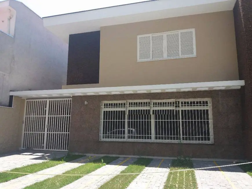 Foto 1 de Sobrado com 3 Quartos para alugar, 250m² em Jardim Anália Franco, São Paulo