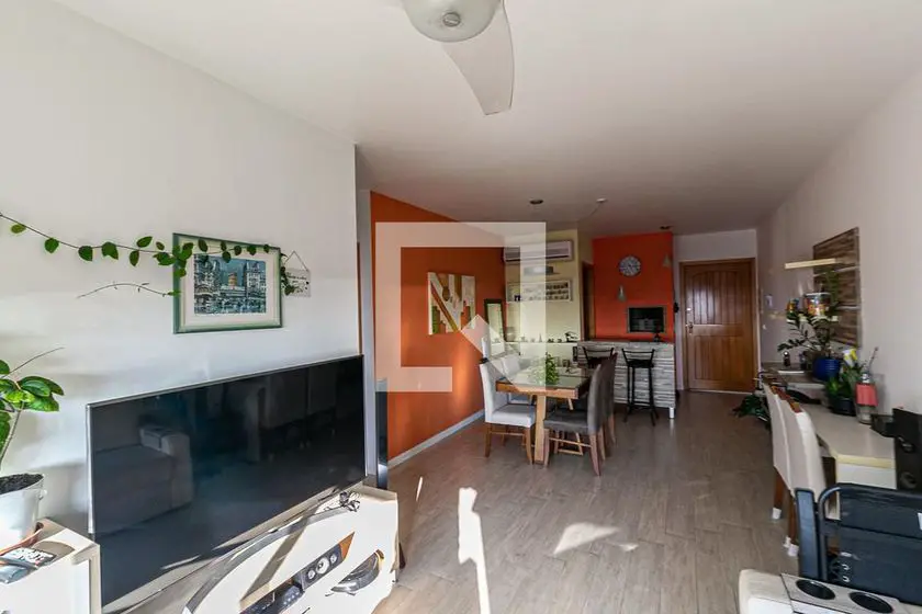 Foto 4 de Apartamento com 2 Quartos para alugar, 73m² em Menino Deus, Porto Alegre