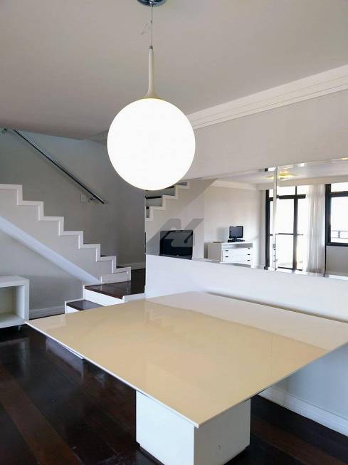 Foto 3 de Apartamento com 3 Quartos para alugar, 180m² em Cambuí, Campinas