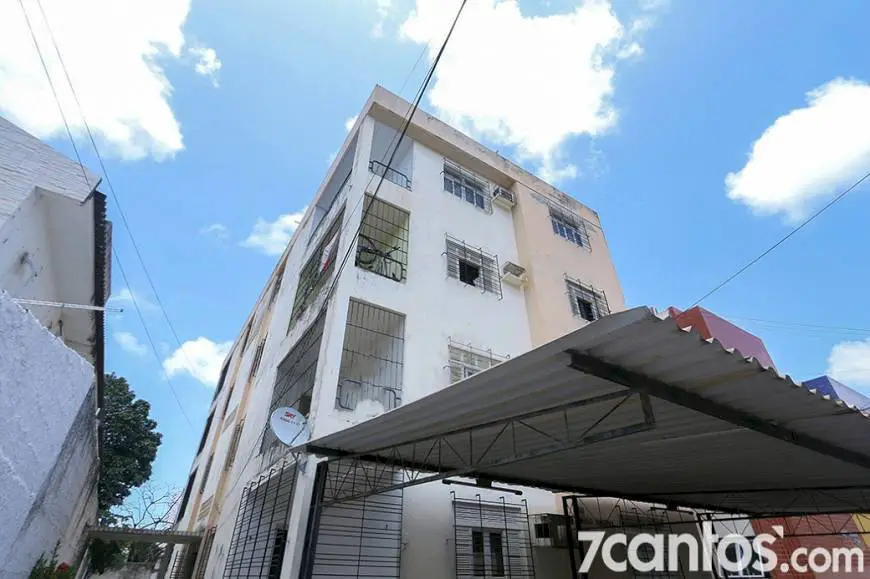 Foto 1 de Apartamento com 3 Quartos para alugar, 80m² em Jardim Atlântico, Olinda
