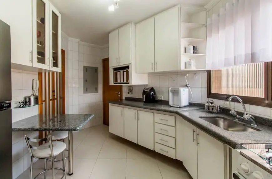 Foto 1 de Apartamento com 3 Quartos à venda, 95m² em Jardim Teresa, São Paulo