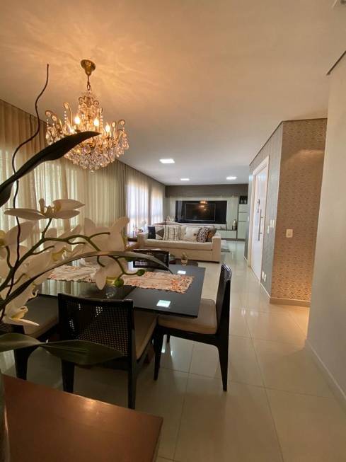 Foto 2 de Apartamento com 3 Quartos à venda, 178m² em Quilombo, Cuiabá