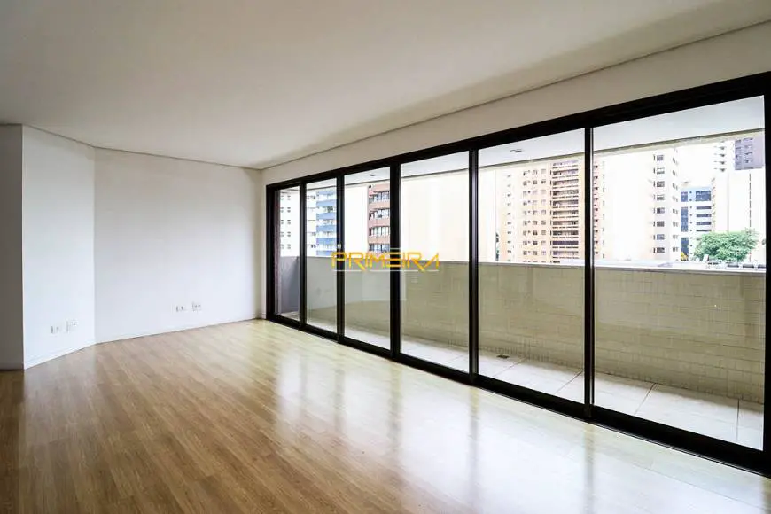 Foto 4 de Apartamento com 4 Quartos à venda, 171m² em Água Verde, Curitiba