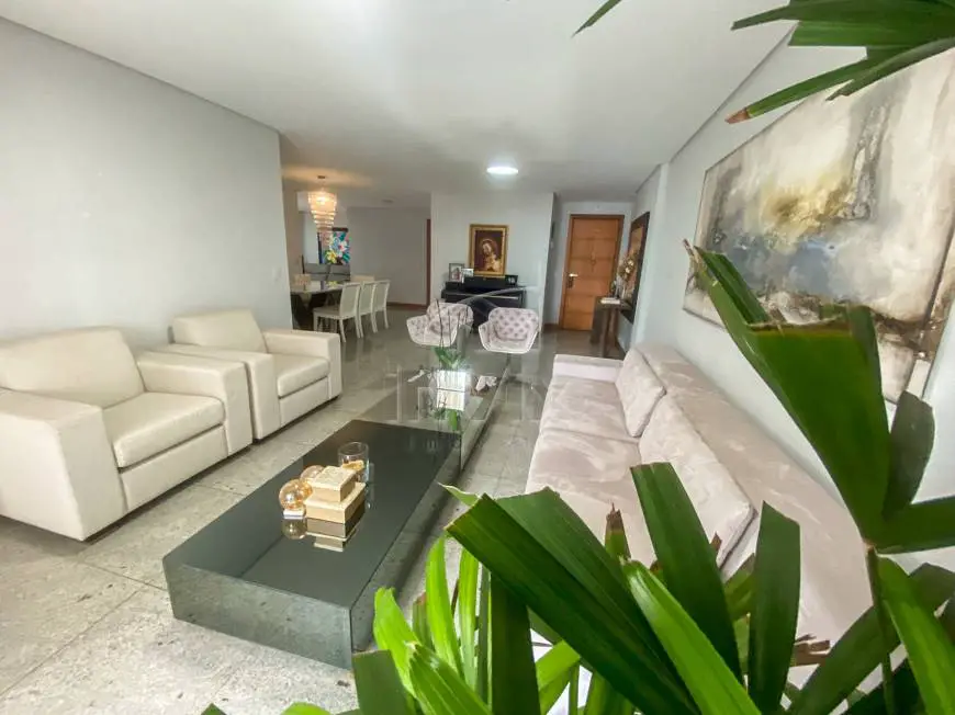 Foto 1 de Apartamento com 4 Quartos à venda, 217m² em Barro Vermelho, Vitória