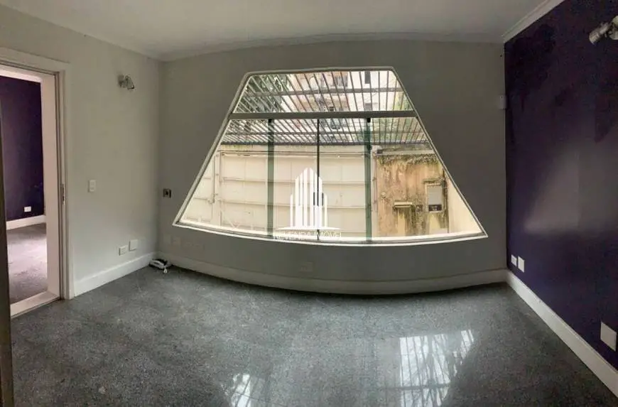 Foto 4 de Casa com 1 Quarto à venda, 141m² em Vila Uberabinha, São Paulo