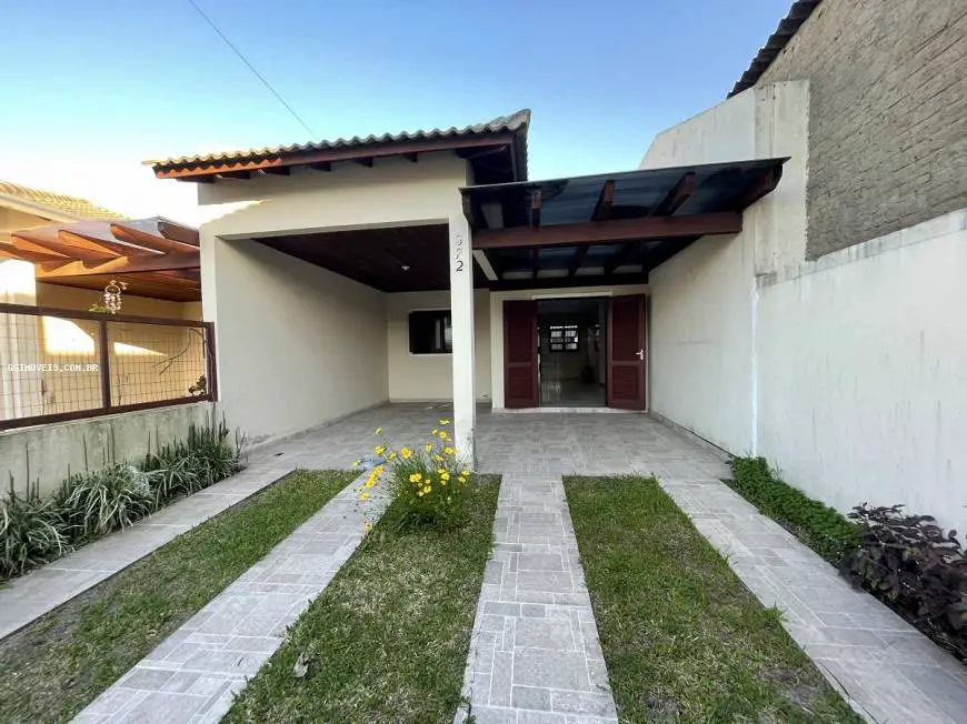 Foto 1 de Casa com 2 Quartos à venda, 80m² em Centro, Cidreira