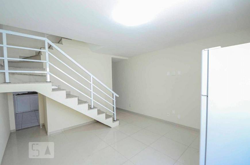 Foto 2 de Casa com 2 Quartos para alugar, 100m² em São Cristóvão, Rio de Janeiro