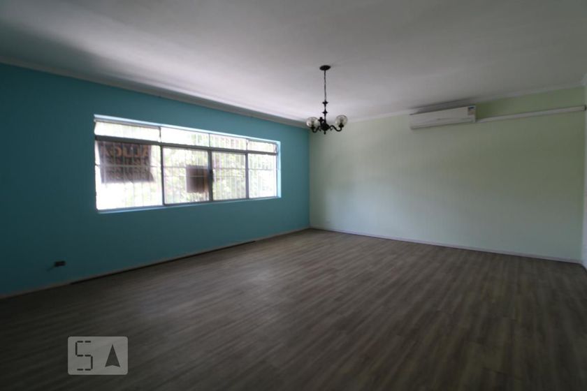 Foto 1 de Casa com 3 Quartos para alugar, 190m² em Santo Amaro, São Paulo