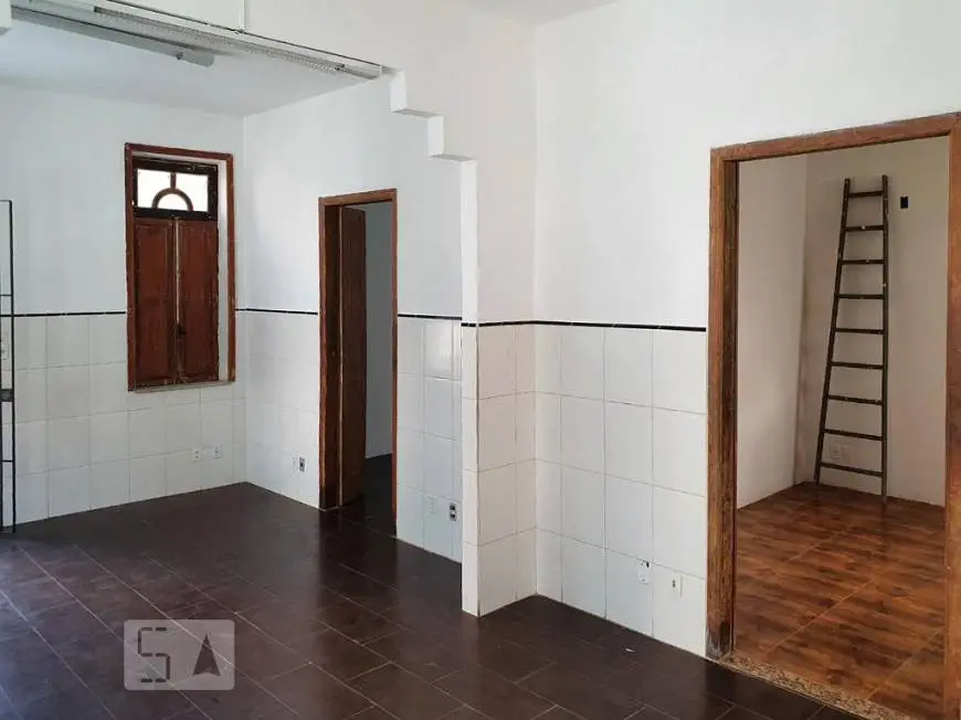 Foto 1 de Casa com 3 Quartos para alugar, 150m² em São Cristóvão, Rio de Janeiro