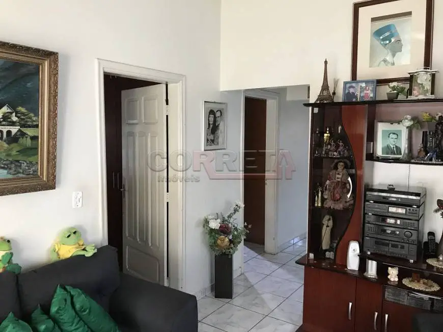 Foto 1 de Casa com 3 Quartos à venda, 196m² em São João, Araçatuba