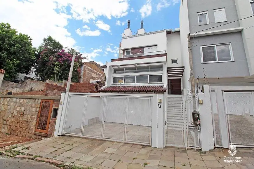 Foto 1 de Casa com 3 Quartos à venda, 257m² em Tristeza, Porto Alegre