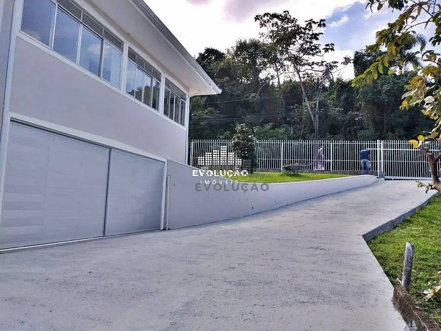 Foto 5 de Casa com 4 Quartos à venda, 287m² em Ponta de Baixo, São José