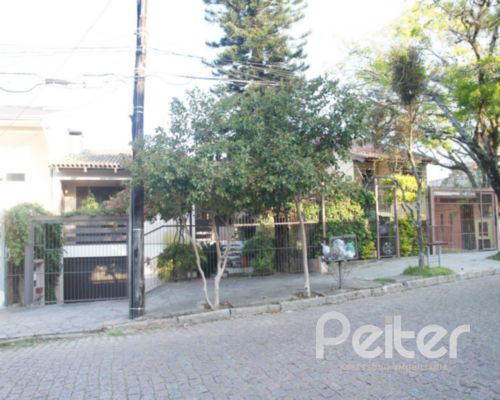 Foto 1 de Casa com 4 Quartos à venda, 294m² em Teresópolis, Porto Alegre