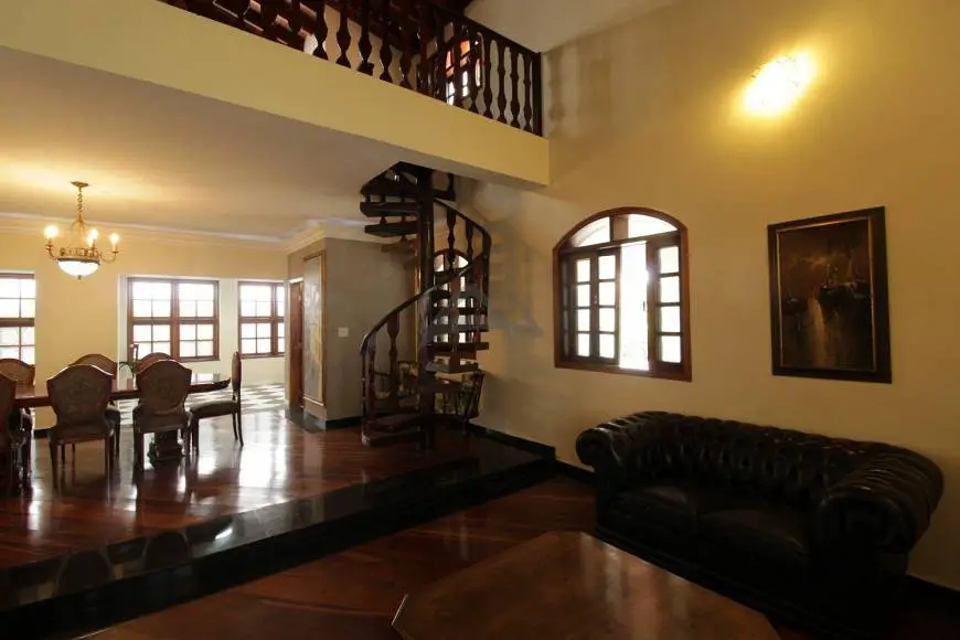 Foto 1 de Casa de Condomínio com 4 Quartos para alugar, 368m² em Jardim Paiquerê, Valinhos