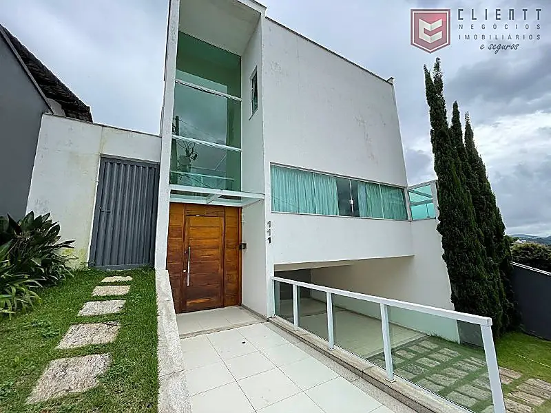Foto 1 de Casa de Condomínio com 4 Quartos à venda, 260m² em São Lucas, Juiz de Fora