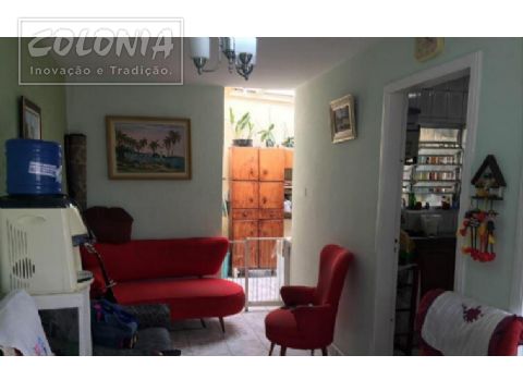 Foto 1 de Sobrado com 2 Quartos à venda, 85m² em Vila Lucinda, Santo André