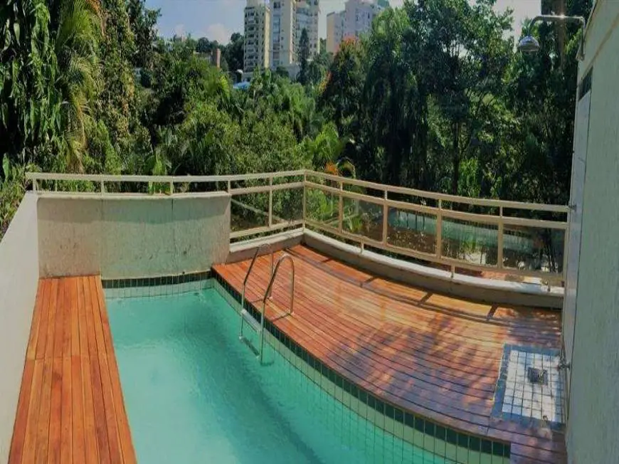 Foto 1 de Sobrado com 4 Quartos à venda, 600m² em Cidade Jardim, São Paulo